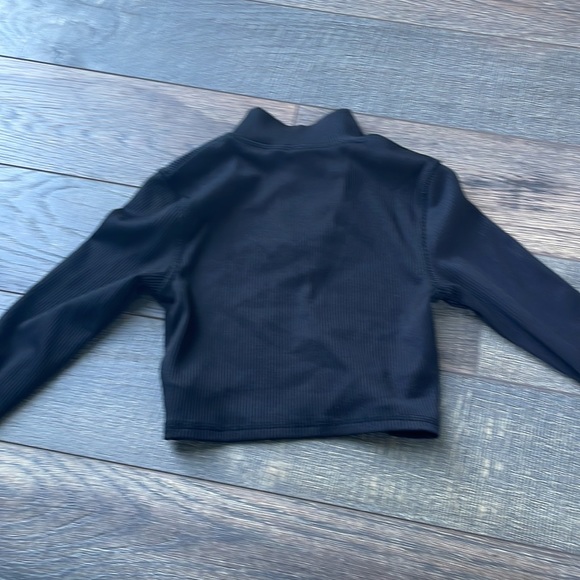 Cropped long sleeve - Picture 3 of 3